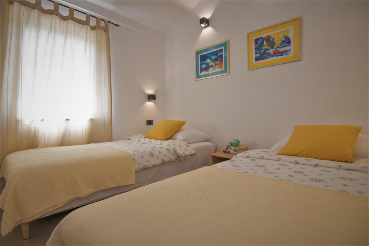 Apartmani Melita Malinska Extérieur photo